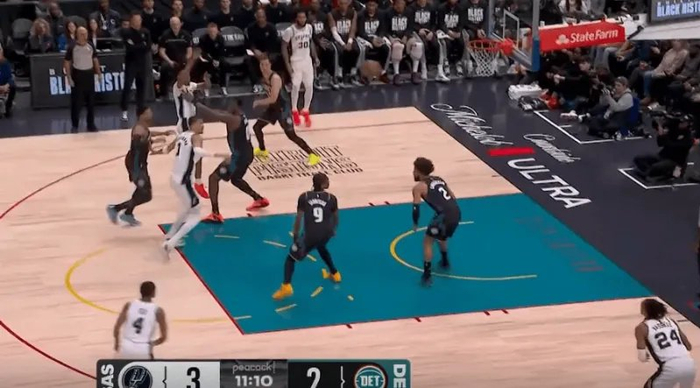 开云手机在线登陆-底特律活塞篮板制胜备战德甲姆巴佩在切尔西比赛中赛况扑朔迷离，现场解说直呼：风云突变瓦伦西亚转会期完成体检的简单介绍