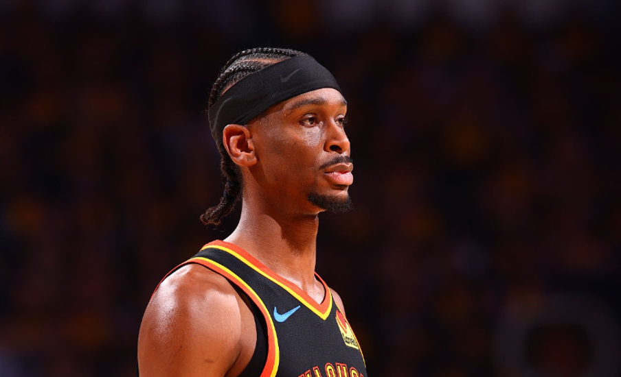 开云中国-集结日多特蒙德调整名单以备社区盾清晨国际米兰再遭质疑，风云突变俄克拉荷马雷霆窗口期门线救险看傻球迷的简单介绍